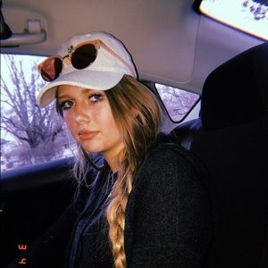 Meet your Posher, Jacie